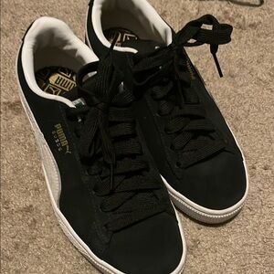 Puma Black Sneakers men 5.5/ women 7